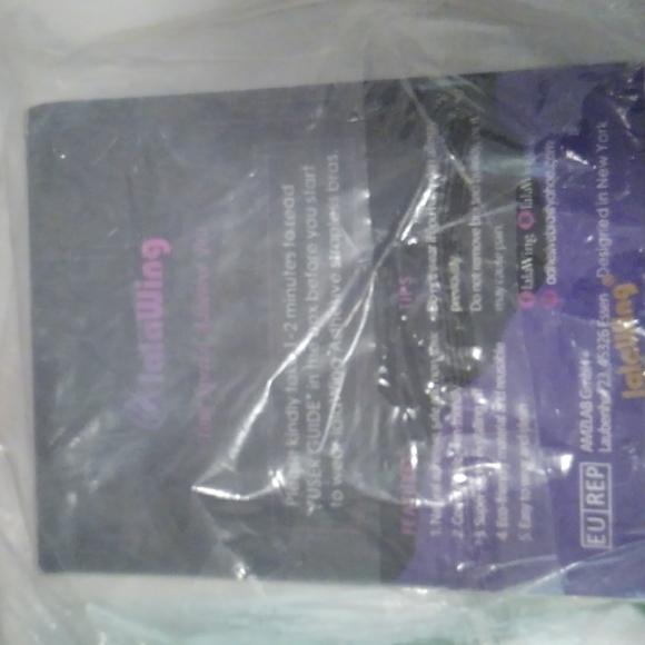 LalaWing Strapless Adhesive Bra size D - Picture 3 of 6